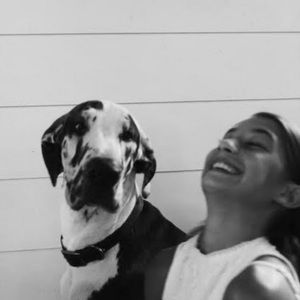 Meet your Posher, Chloe